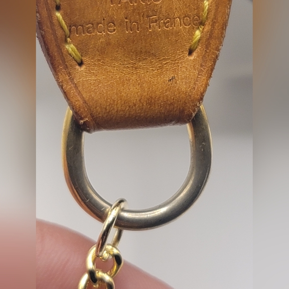 Louis Vuitton Monogram Marais Bucket Pochette - Picture 9 of 15